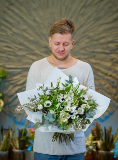 Obrovská bílá kytice